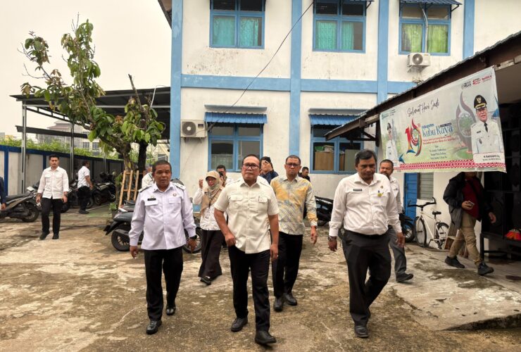 Sidak Puskesmas Serdam, Bupati Sujiwo Soroti Dana PMT untuk Ibu Hamil dan Balita Belum Terealisasi