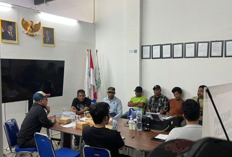 Ratusan Pekerja Tuntut PT WIKA Bayar Gaji Senilai Rp2,2 Miliar