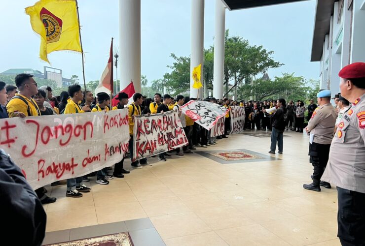 Gelombang Unjuk Rasa, Mahasiswa Sampaikan Tuntutan ke Gubernur